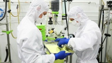 60 минут. Эфир от 26.11.2020 (18:40) Путин открыл цех субстанций для лекарств от COVID